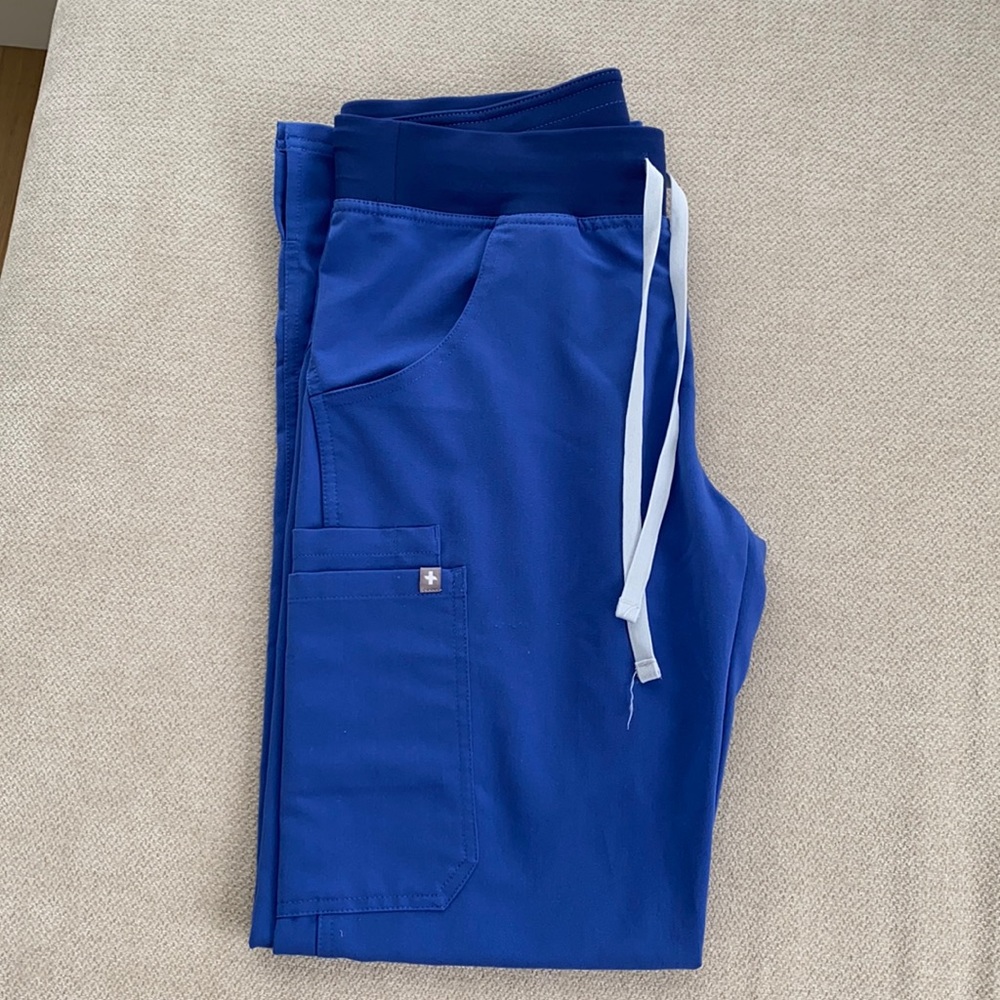 Figs Kade cargo scrub pant